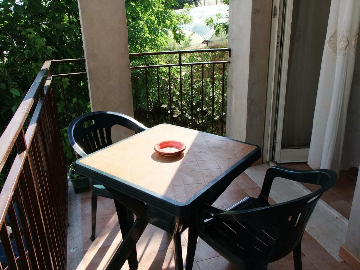 Il Filo Di Paglia Bed & Breakfast Comiso Dış mekan fotoğraf